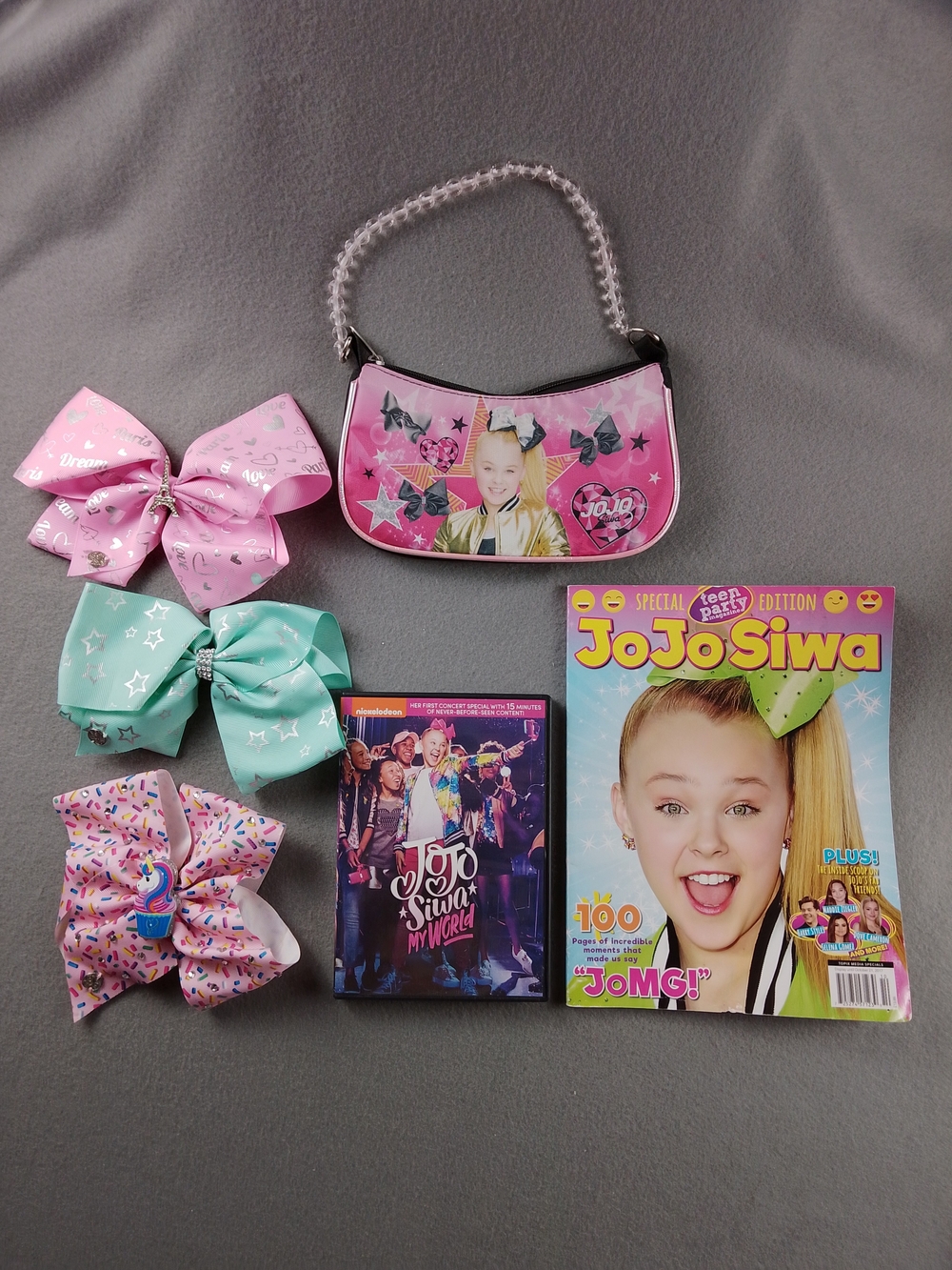 JoJo Siwa Pink Mini Shoulder Bag DVD Magazine Three Bows Great For Kids